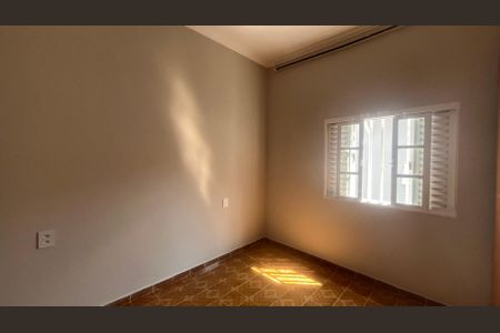 Casa à venda com 168m², 2 quartos e 2 vagasQuarto 2