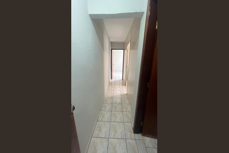 Casa à venda com 168m², 2 quartos e 2 vagasCorredor