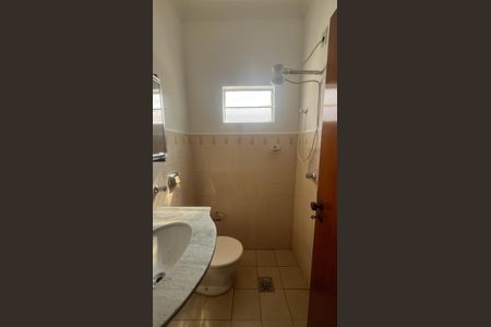 Casa à venda com 168m², 2 quartos e 2 vagasBanheiro Social