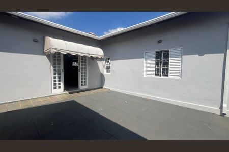 Casa à venda com 168m², 2 quartos e 2 vagasÁrea comum
