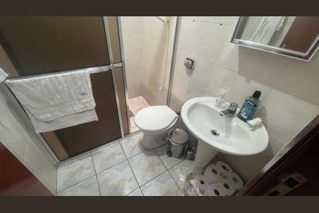 Casa à venda com 168m², 2 quartos e 2 vagasBanheiro de Serviço