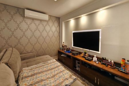 Casa de condomínio à venda com 262m², 4 quartos e 4 vagasSala de TV