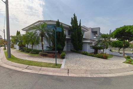 Casa de condomínio à venda com 262m², 4 quartos e 4 vagasFachada