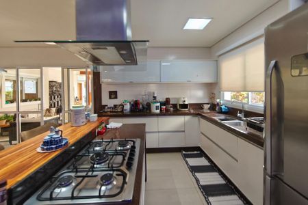 Casa de condomínio à venda com 262m², 4 quartos e 4 vagasCozinha