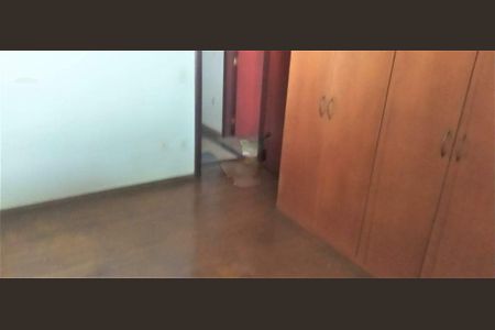 Casa de condomínio à venda com 285m², 4 quartos e 4 vagas