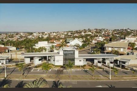 Casa de condomínio à venda com 285m², 4 quartos e 4 vagas