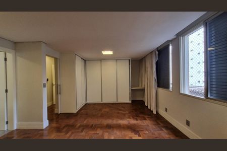 Apartamento à venda com 190m², 2 quartos e 1 vaga