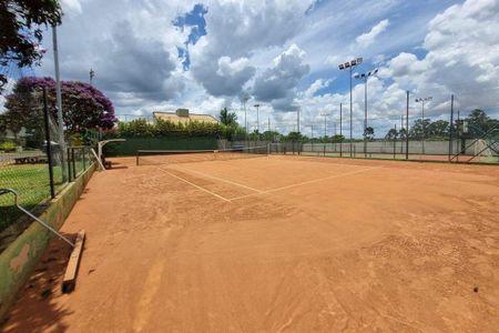 Casa de condomínio à venda com 338m², 5 quartos e 6 vagas