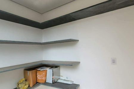 Casa de condomínio à venda com 338m², 5 quartos e 6 vagas