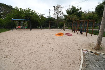 Casa de condomínio à venda com 470m², 4 quartos e 2 vagasÁrea comum - Playground