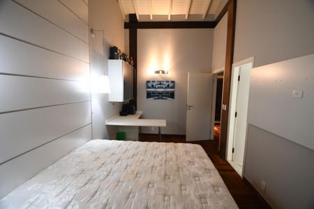 Casa de condomínio à venda com 470m², 4 quartos e 2 vagasQuarto 2 - Suíte