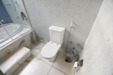 Casa de condomínio à venda com 470m², 4 quartos e 2 vagasBanheiro 2 - Suíte