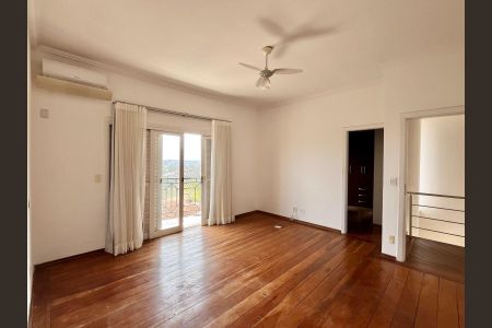 Casa de condomínio à venda com 356m², 4 quartos e 6 vagas Casa de condomínio à venda com 356m², 4 quartos e 6 vagasSuíte 3