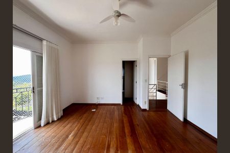 Casa de condomínio à venda com 356m², 4 quartos e 6 vagas Casa de condomínio à venda com 356m², 4 quartos e 6 vagasSuíte 3