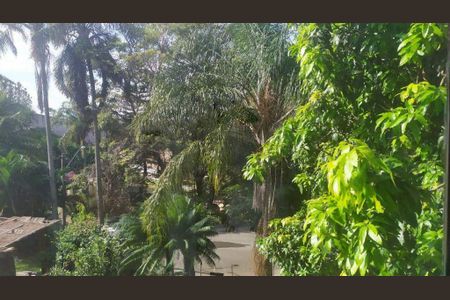 Casa de condomínio à venda com 203m², 4 quartos e 4 vagas