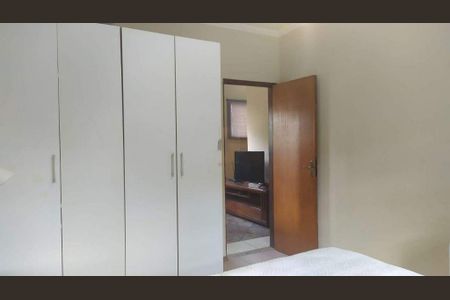 Casa de condomínio à venda com 203m², 4 quartos e 4 vagas