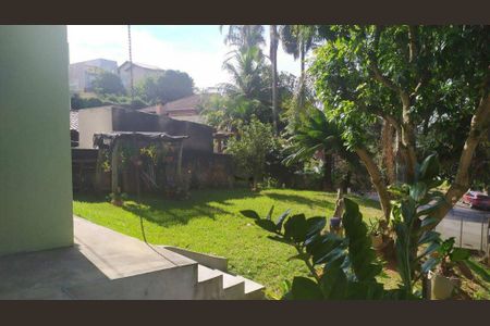 Casa de condomínio à venda com 203m², 4 quartos e 4 vagas