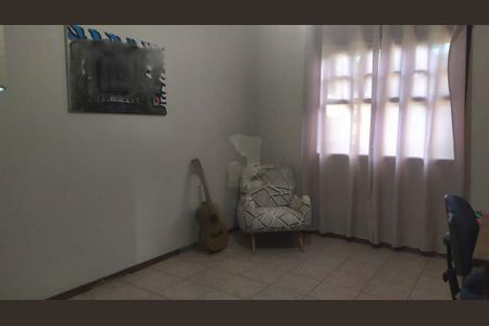 Casa de condomínio à venda com 203m², 4 quartos e 4 vagas