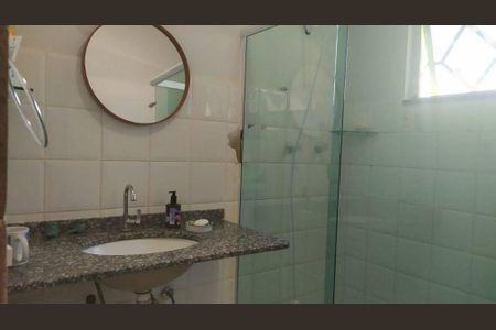 Casa de condomínio à venda com 203m², 4 quartos e 4 vagas