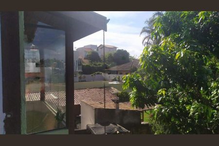 Casa de condomínio à venda com 203m², 4 quartos e 4 vagas