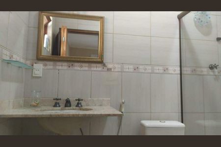 Casa de condomínio à venda com 203m², 4 quartos e 4 vagas