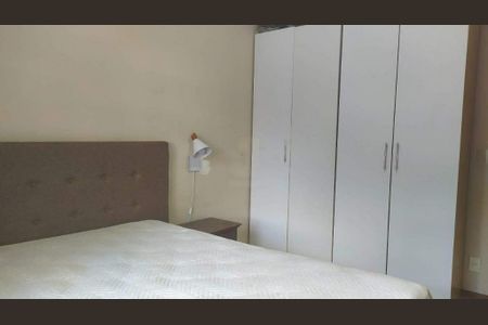 Casa de condomínio à venda com 203m², 4 quartos e 4 vagas
