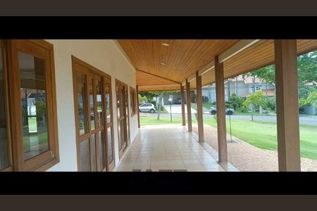 Casa de condomínio à venda com 591m², 5 quartos e 12 vagas