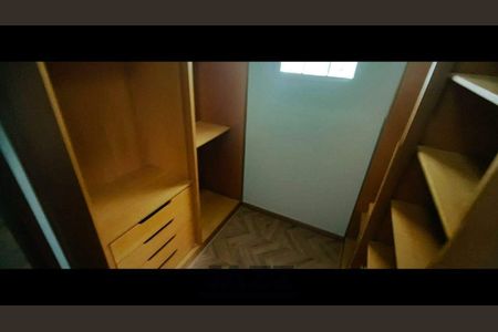 Casa de condomínio à venda com 591m², 5 quartos e 12 vagas