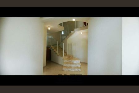 Casa de condomínio à venda com 591m², 5 quartos e 12 vagas