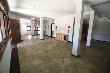 Sala de casa de condomínio à venda com 5 quartos, 650m² em Conjunto Habitacional Vila Santana (Sousas), Campinas