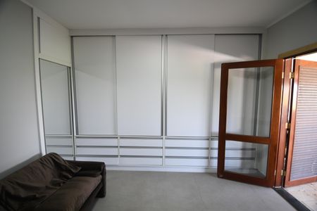 Casa de condomínio à venda com 650m², 5 quartos e 4 vagasQuarto 2