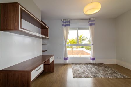 Casa de condomínio à venda com 434m², 4 quartos e 4 vagasSuíte 4