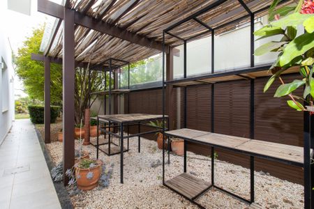 Casa de condomínio à venda com 434m², 4 quartos e 4 vagasÁrea externa