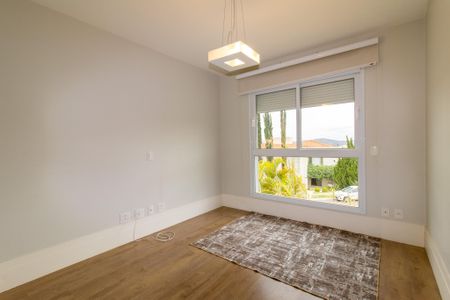 Casa de condomínio à venda com 434m², 4 quartos e 4 vagasSuíte 3