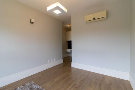 Casa de condomínio à venda com 434m², 4 quartos e 4 vagasSuíte 3