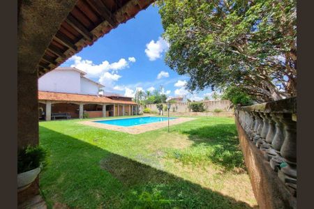 Casa de condomínio à venda com 450m², 5 quartos e 7 vagas