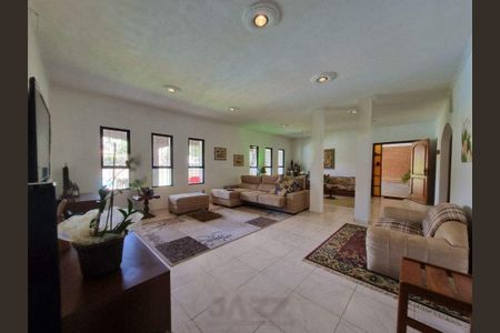 Casa de condomínio à venda com 450m², 5 quartos e 7 vagas