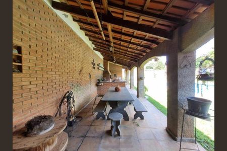 Casa de condomínio à venda com 450m², 5 quartos e 7 vagas