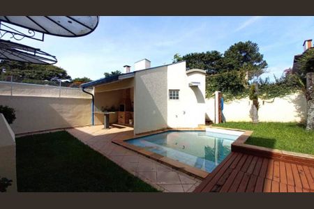 Casa à venda com 282m², 3 quartos e 4 vagas