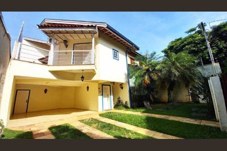 Casa à venda com 282m², 3 quartos e 4 vagas