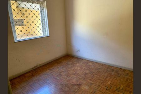 Casa à venda com 194m², 3 quartos e 2 vagas