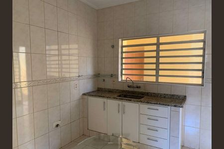 Casa à venda com 194m², 3 quartos e 2 vagas