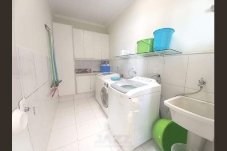 Casa de condomínio à venda com 280m², 4 quartos e 4 vagas