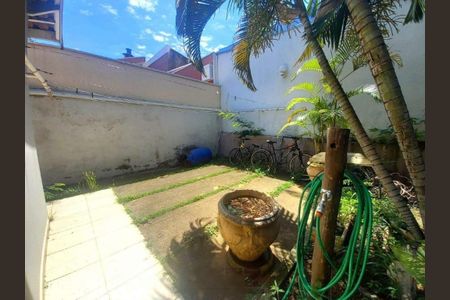 Casa de condomínio à venda com 280m², 4 quartos e 4 vagas