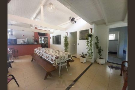 Casa de condomínio à venda com 280m², 4 quartos e 4 vagas