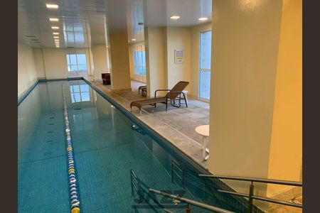 Apartamento à venda com 57m², 1 quarto e 1 vaga