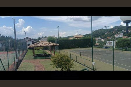 Casa de condomínio à venda com 700m², 4 quartos e 6 vagas