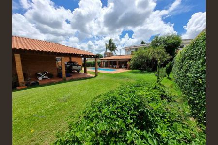 Casa de condomínio à venda com 400m², 3 quartos e 2 vagas