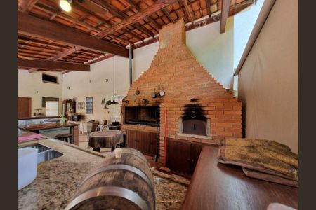 Casa de condomínio à venda com 400m², 3 quartos e 2 vagas