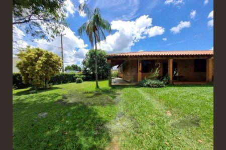 Casa de condomínio à venda com 400m², 3 quartos e 2 vagas